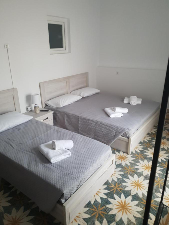 Callisto Room 4 エルムポリ エクステリア 写真